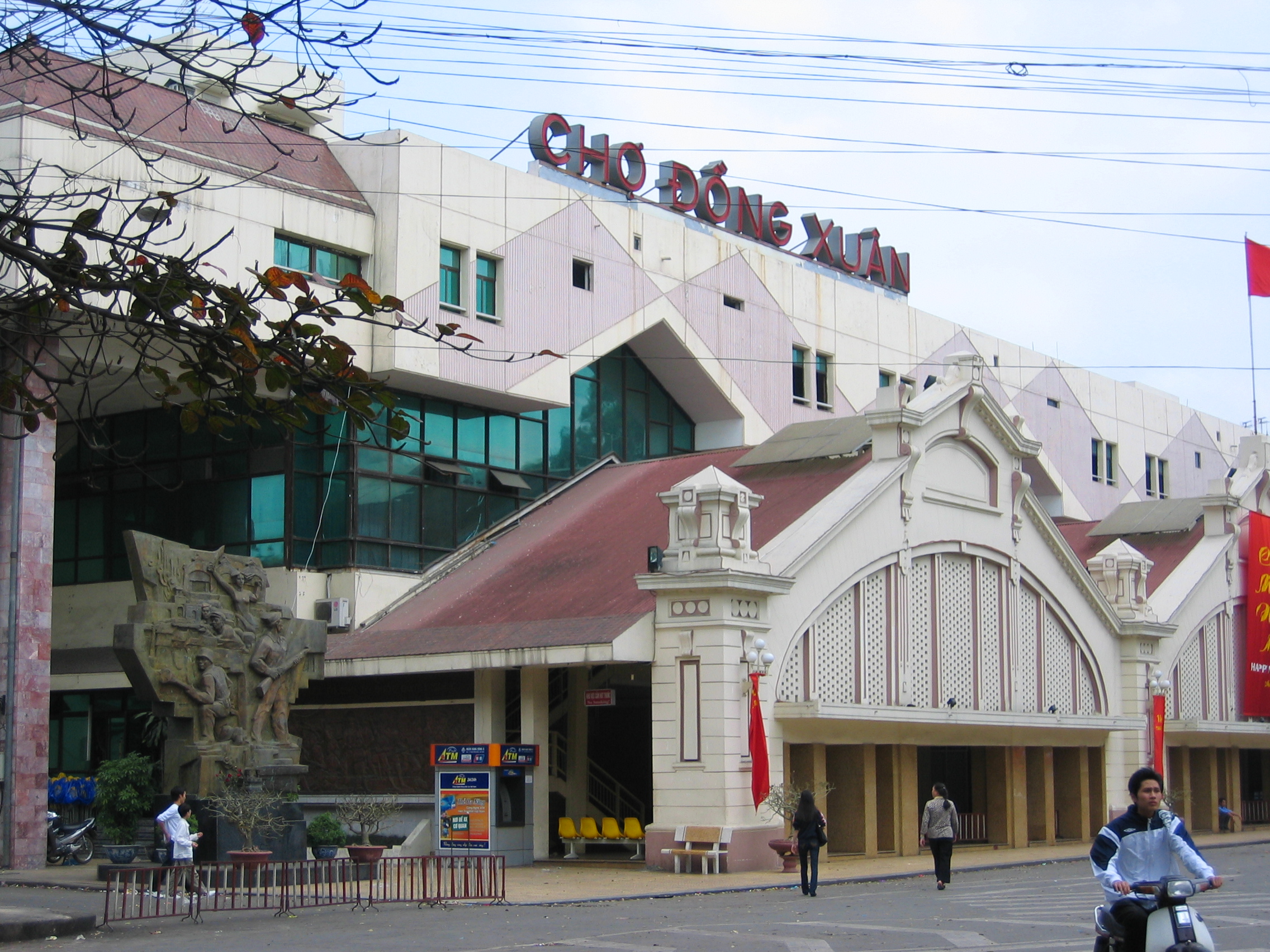 Dong_Xuan_market